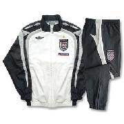 07-08 England Bench Woven Suit - Boys - Dark Grey/White/Light Grey
