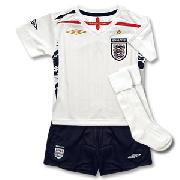 07-09 England Home Baby Kit